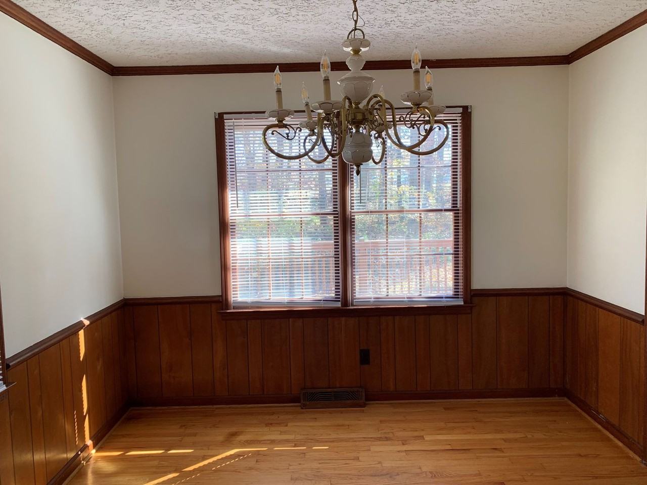 64 Maybrook Dr - Photo 3 of 14