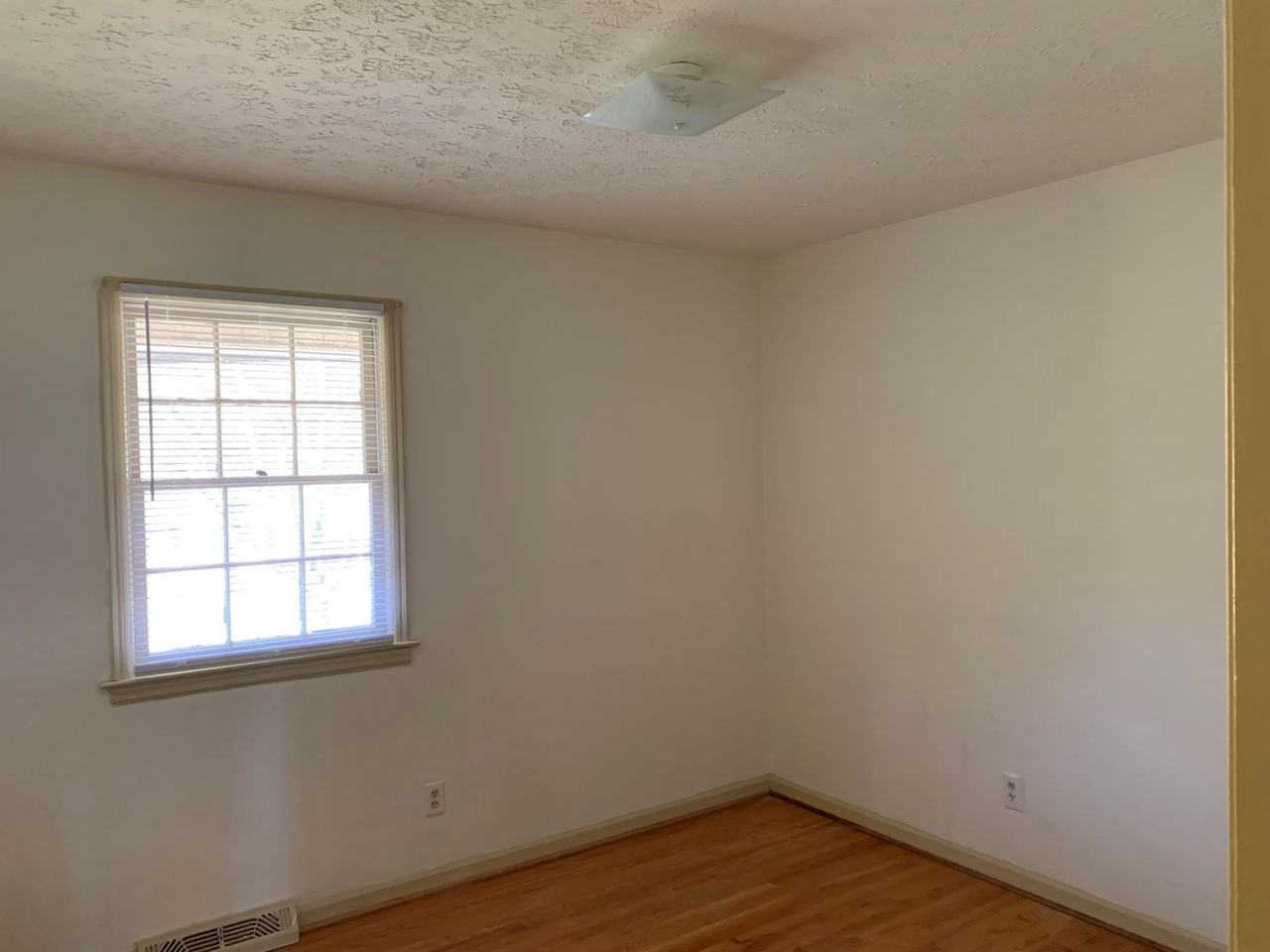64 Maybrook Dr - Photo 5 of 14