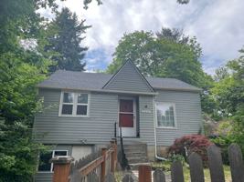 featured image of 1005 Ne D St