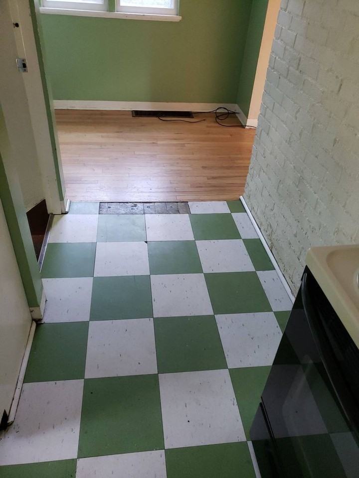 1005 Ne D St - Photo 7 of 28