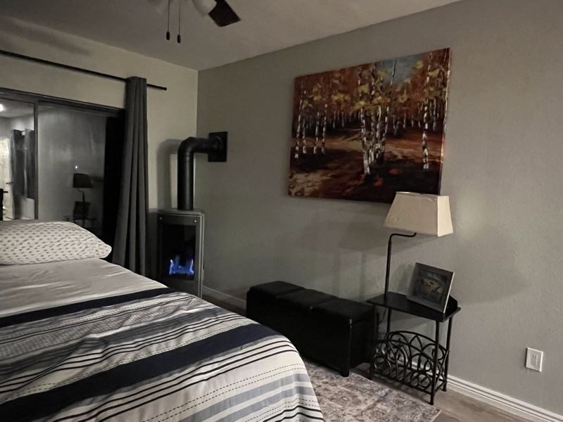 2030 Watts Ln - Photo 2 of 11