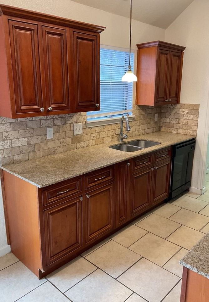 2017 Dickens Dr - Photo 3 of 21