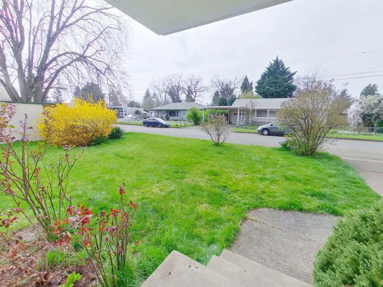 511 Waite St - Photo 2 of 18