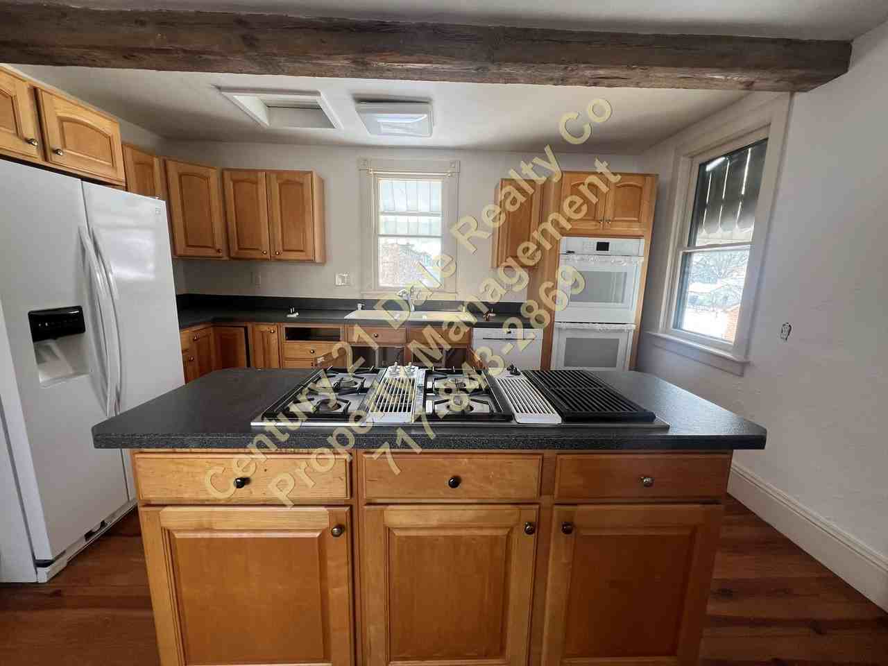 32 S Main St - Photo 3 of 33