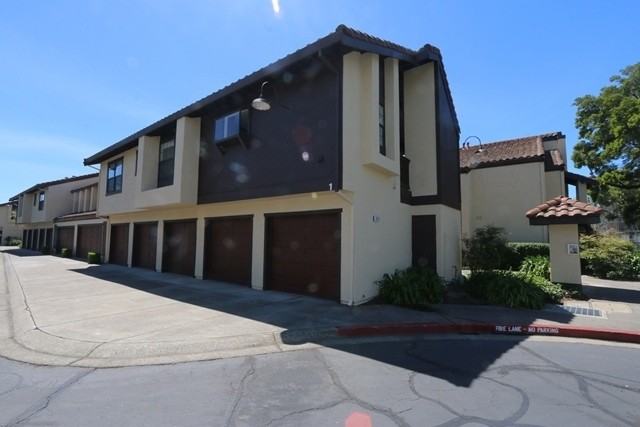 13731 Seagate Dr - Photo 2 of 15