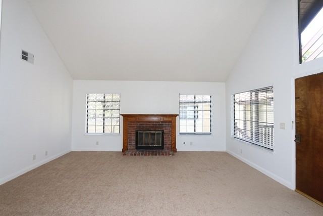 13731 Seagate Dr - Photo 4 of 15