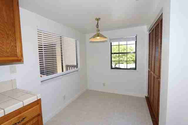 13731 Seagate Dr - Photo 6 of 15