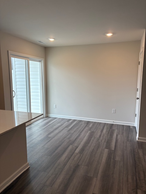 128 Plumtree Ct - Photo 6 of 20