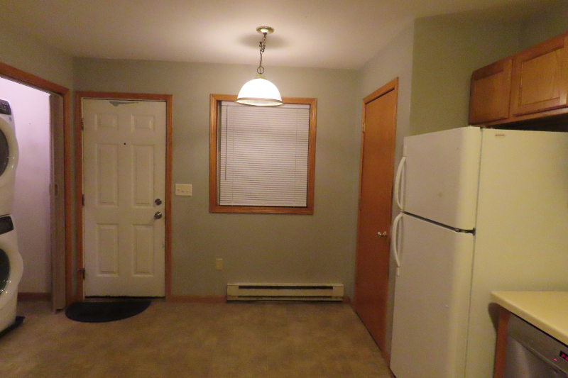 2025 S Main St - Photo 3 of 20