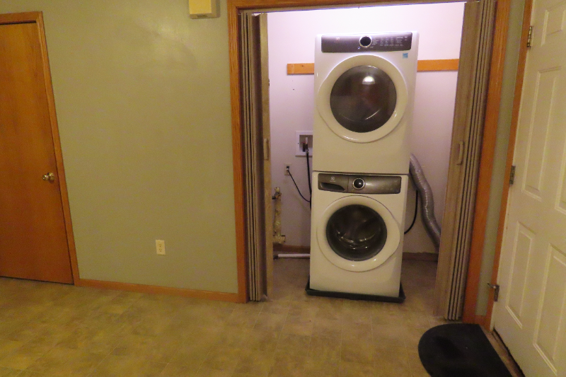 2025 S Main St - Photo 4 of 20