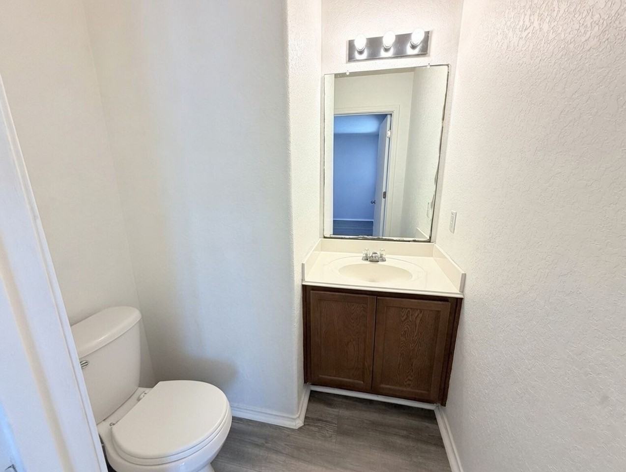 819 Antler Post - Photo 6 of 20