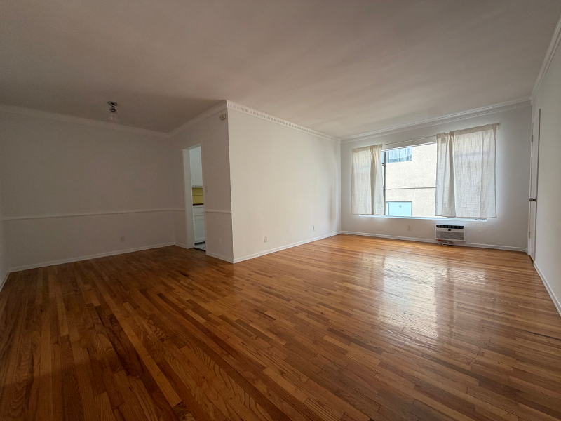 5826 Gregory Ave #4 - Photo 3 of 20