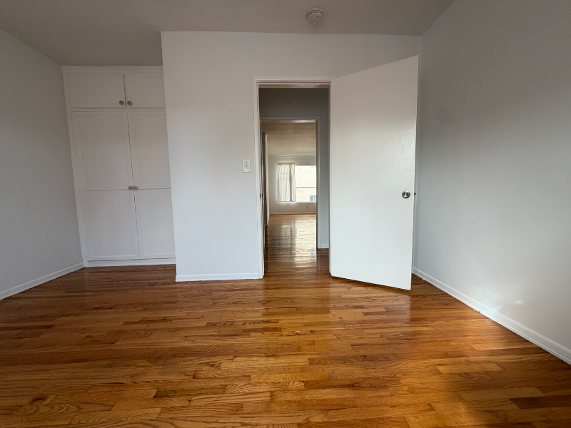 5826 Gregory Ave #4 - Photo 6 of 20