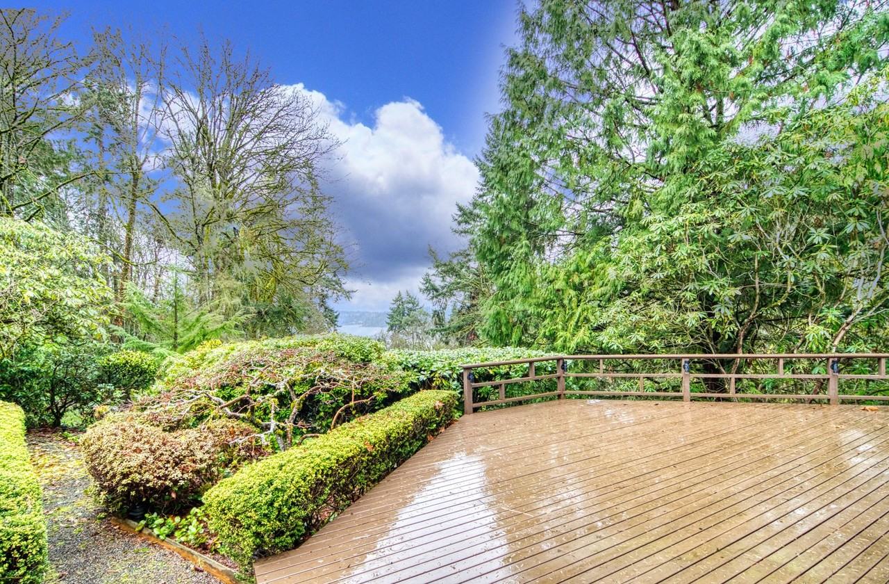 8449 Se 33rd Pl - Photo 3 of 15