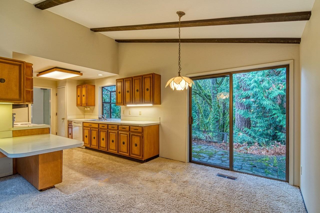 8449 Se 33rd Pl - Photo 5 of 15