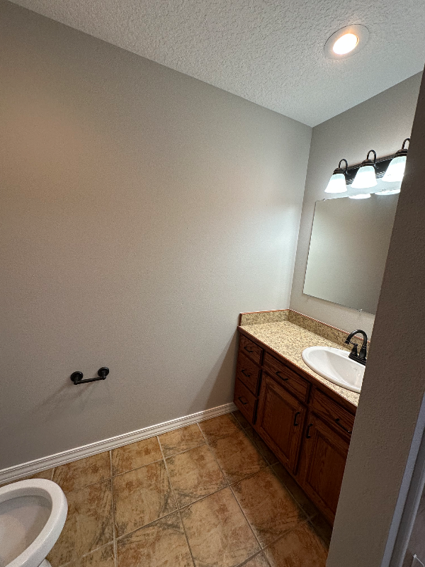 544 Centennial St - Photo 5 of 14