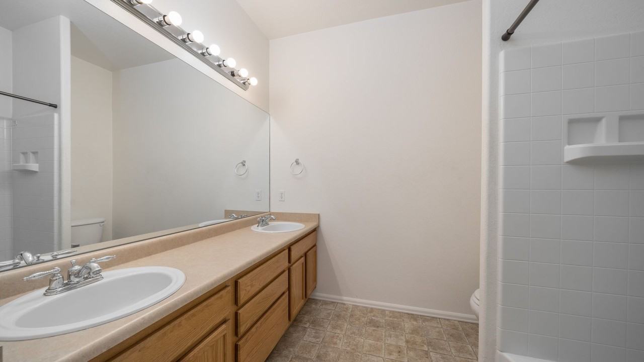 216 Pecan Garden Vw - Photo 7 of 16