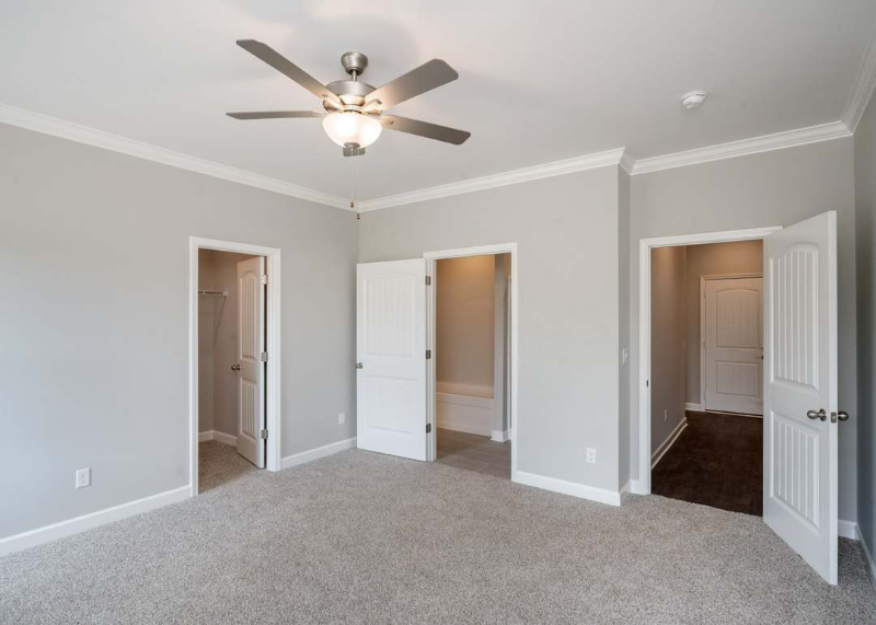 4129 Stark St - Photo 4 of 12