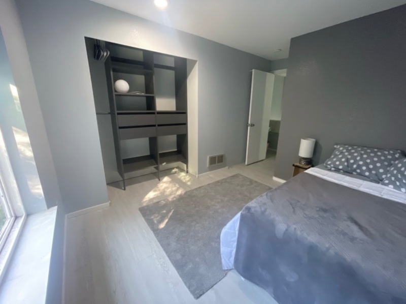 23960 58th Ct S - Photo 2 of 5