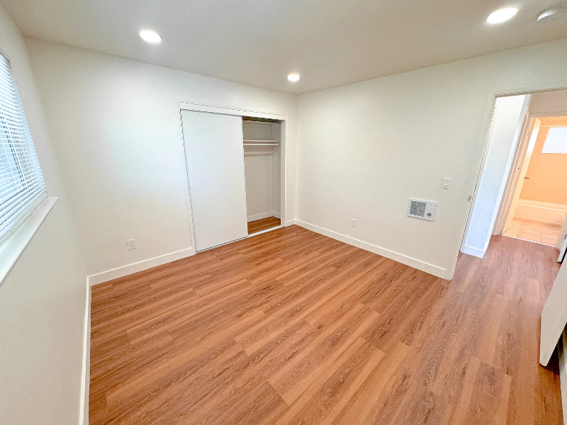 4802 Daisy St #A - Photo 7 of 11