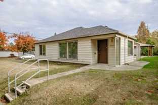 2490 Maple Ave NE - Photo 1 of 1