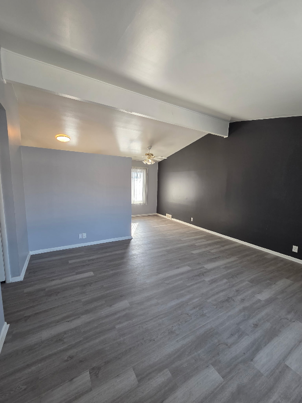 3716 Lynn St - Photo 2 of 11