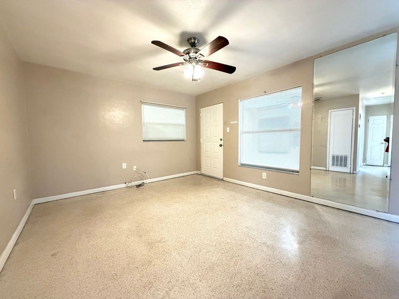 10780 64th Ave - Photo 5 of 25