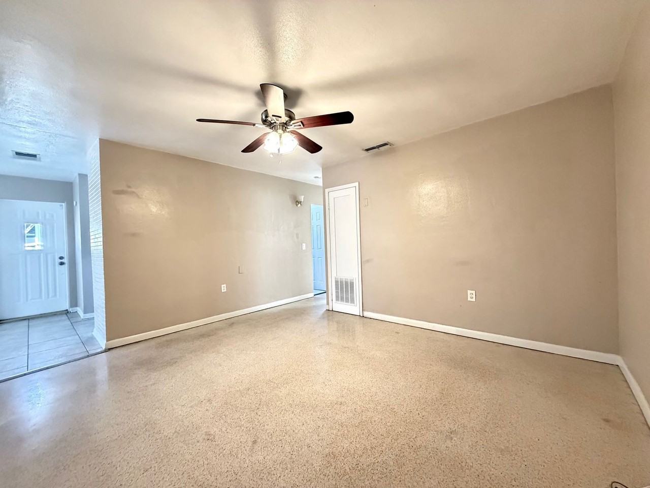 10780 64th Ave - Photo 6 of 25