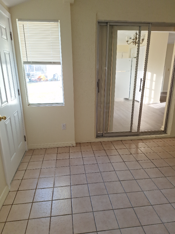 125 22nd Ave - Photo 7 of 20