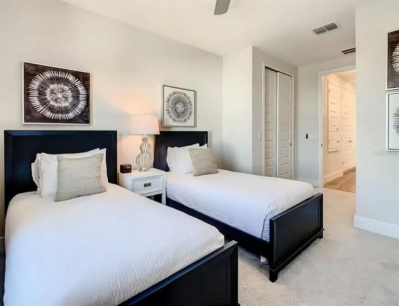 856 Driving Range Ct - Photo 5 of 12