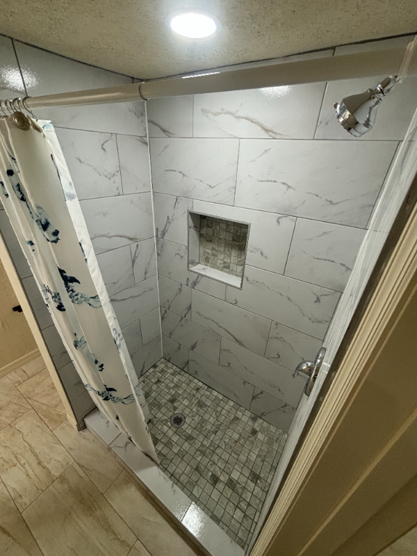 2545 Lamee Ln - Photo 5 of 6