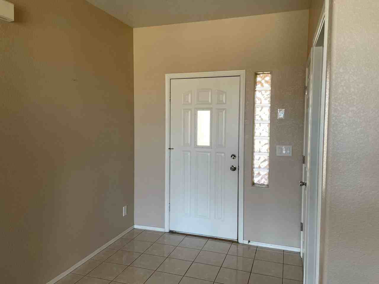 726 Paseo Granada - Photo 6 of 21