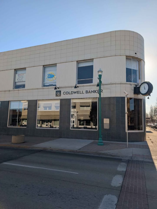 112 Shoshone St E #210 - Photo 2 of 7