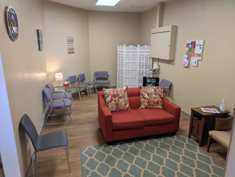 112 Shoshone St E #210 - Photo 5 of 7