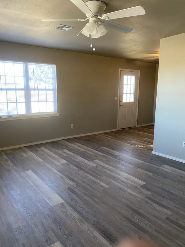 3311 8th St - Photo 6 of 20