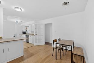 404 Nottingham Dr - Photo 1 of 1