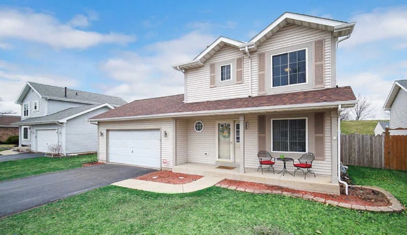 4006 Brenton Dr - Photo 2 of 10