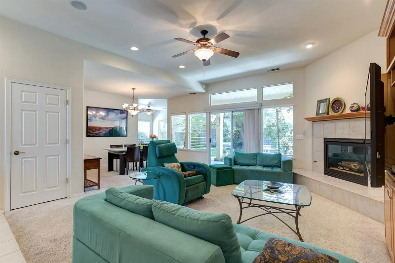 872 E Green Acres Dr - Photo 3 of 14