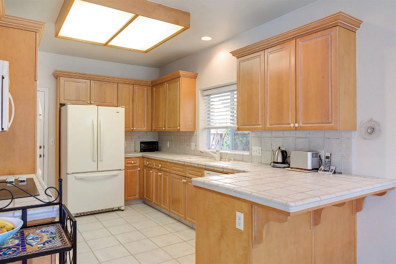 872 E Green Acres Dr - Photo 7 of 14