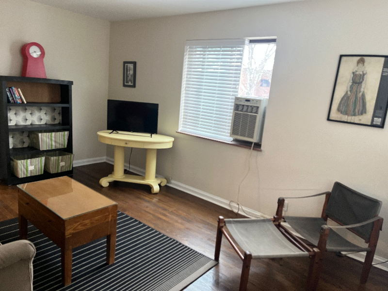 464 Grand Ave #1 - Photo 3 of 9