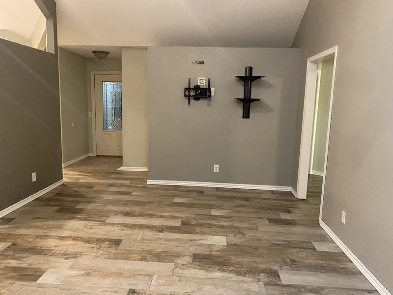 1825 Mountain Ash Dr - Photo 7 of 19