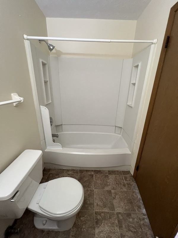 3930 Deer Lake Way - Photo 6 of 14