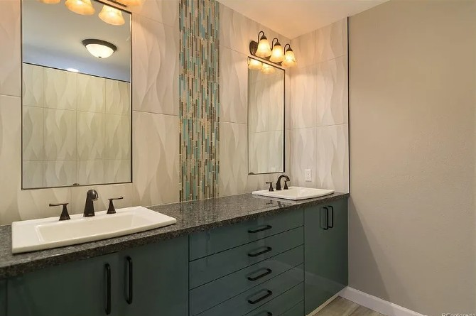 249 Chelsea St - Photo 7 of 13