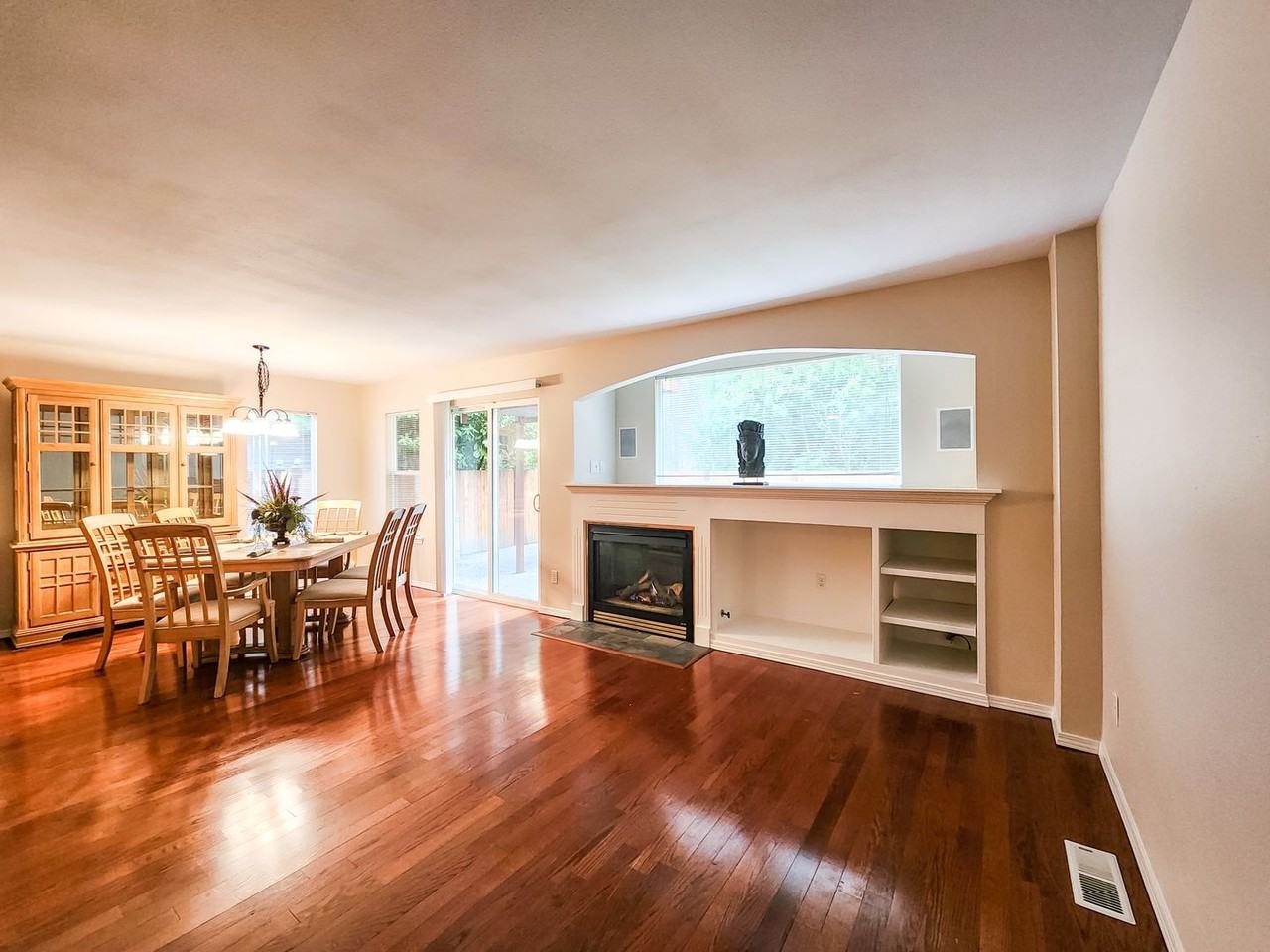 8306 Putters Ct - Photo 6 of 17