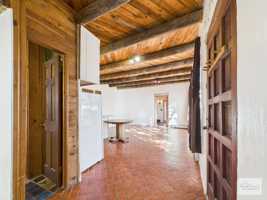 featured image of 10 Metate Way