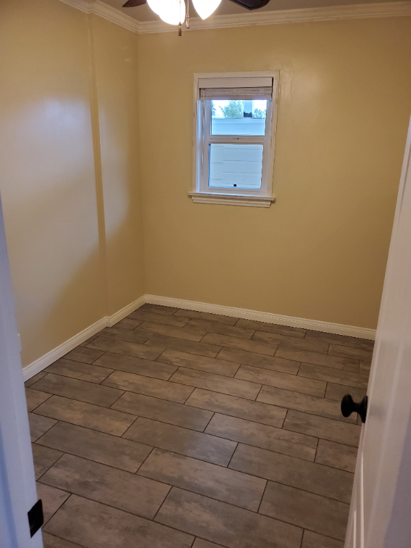 421 N Ditmar St - Photo 5 of 19