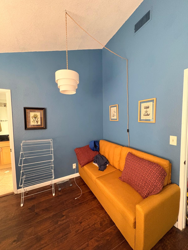 267 N Holliston Ave #8 - Photo 7 of 18