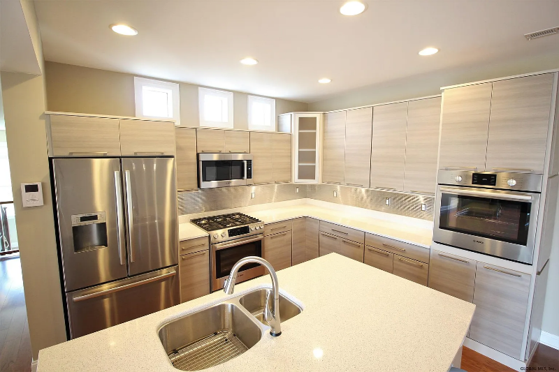 713 Lois Ln - Photo 7 of 11