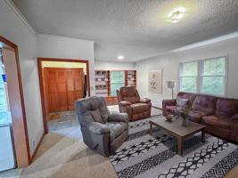featured image of 5212 Lincoln Way