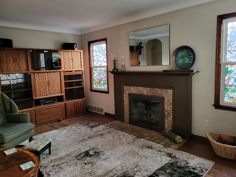 15131 Crescentwood Ave - Photo 2 of 10